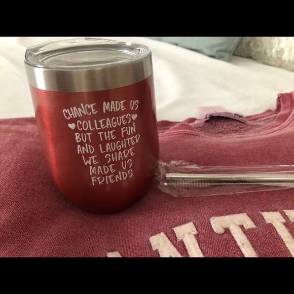 🐳”Colleagues” wine 🍷 tumbler in Nantucket Red metallic NEW in box with straw🐳 - Picture 4 of 6